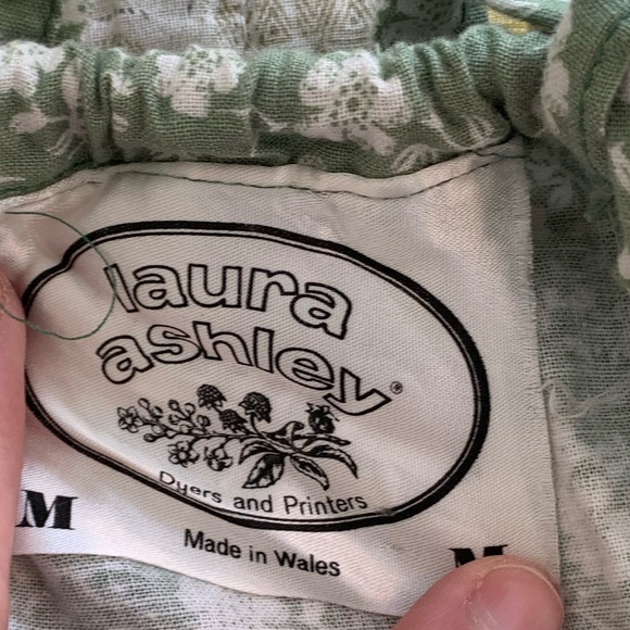 Laura Ashley maxi skirt with ruffles - Picture 2 of 4